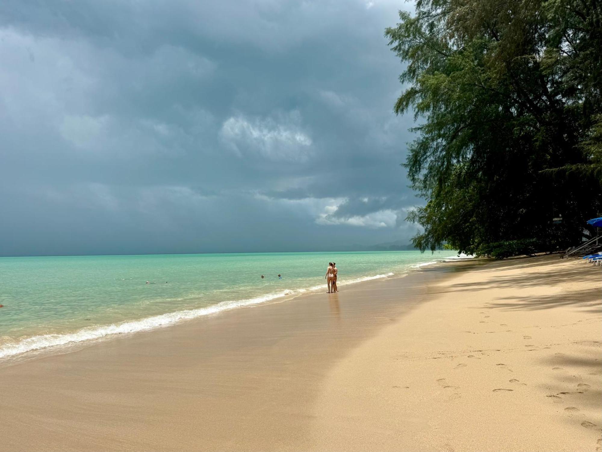 Ao Thong Beach Resort Bang Sak Exterior foto
